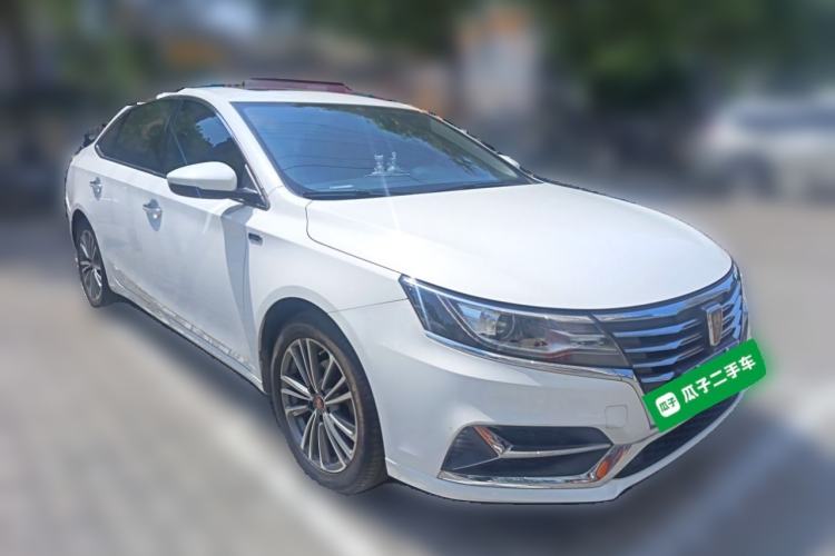 Used Roewe i6 2020 PLUS 1.6L CVT 4G Connected Glory Flagship Edition Front Right 45 Deg