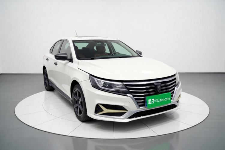Used Roewe i6 2020 PLUS 1.6L CVT 4G Connected Glory Flagship Edition Front Right 45 Deg