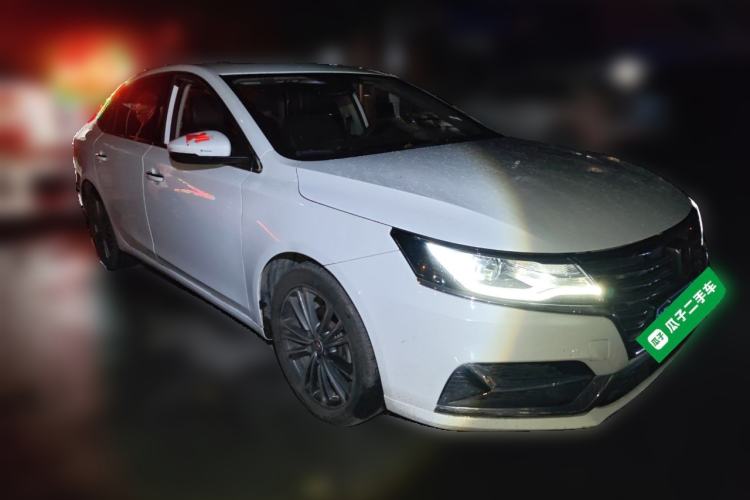Used Roewe i6 2020 PLUS 1.6L CVT 4G Connected Glory Flagship Edition Front Right 45 Deg
