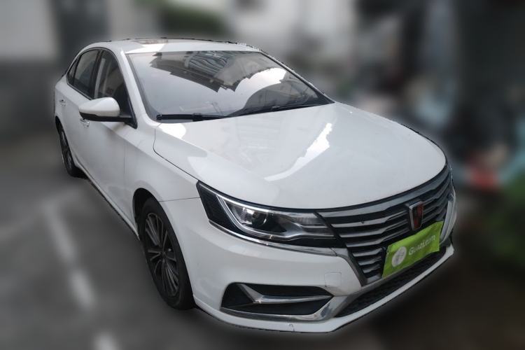 Used Roewe i6 2020 PLUS 1.6L CVT 4G Connected Glory Flagship Edition Front Right 45 Deg