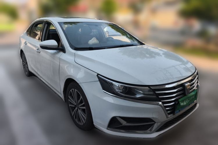 Used Roewe i6 2020 PLUS 1.6L CVT 4G Connected Glory Flagship Edition Front Right 45 Deg