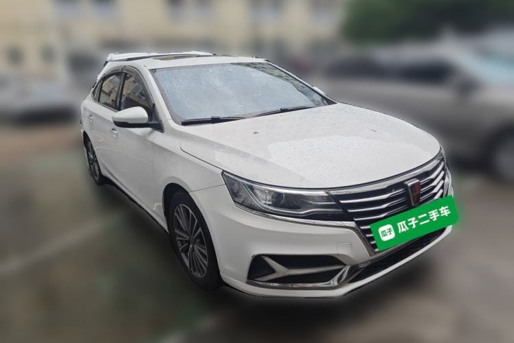 Used Roewe i6 2020 PLUS 1.6L CVT 4G Connected Glory Flagship Edition Front Right 45 Deg
