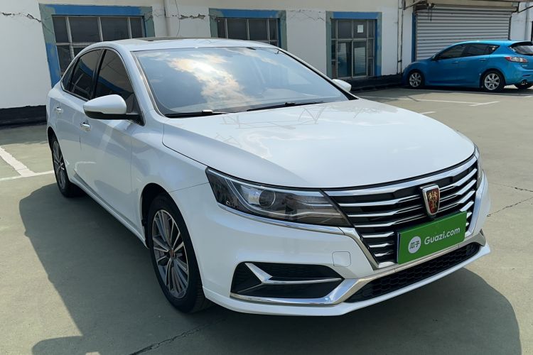 Used Roewe i6 2020 PLUS 1.6L CVT 4G Connected Glory Flagship Edition Front Right 45 Deg