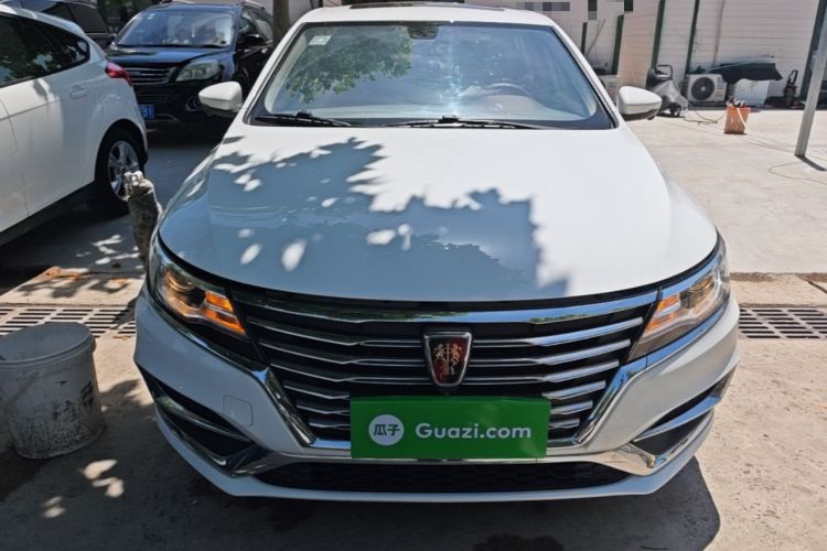 Used Roewe i6 2020 PLUS 1.6L CVT 4G Connected Glory Holographic Edition Front