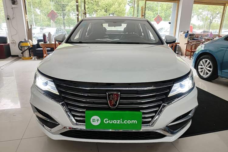 Used Roewe i6 2020 PLUS 1.6L CVT 4G Connected Glory Flagship Edition Front