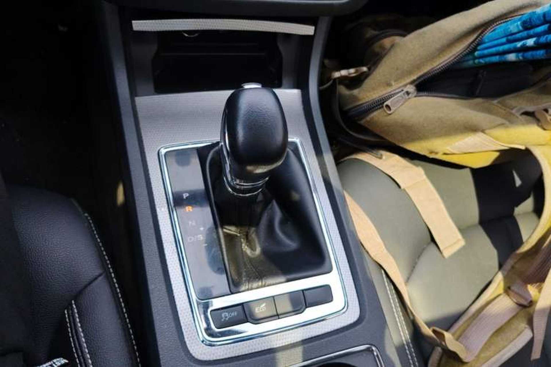 Used Roewe i6 2020 PLUS 1.6L CVT 4G Connected Glory Flagship Edition Gear Lever