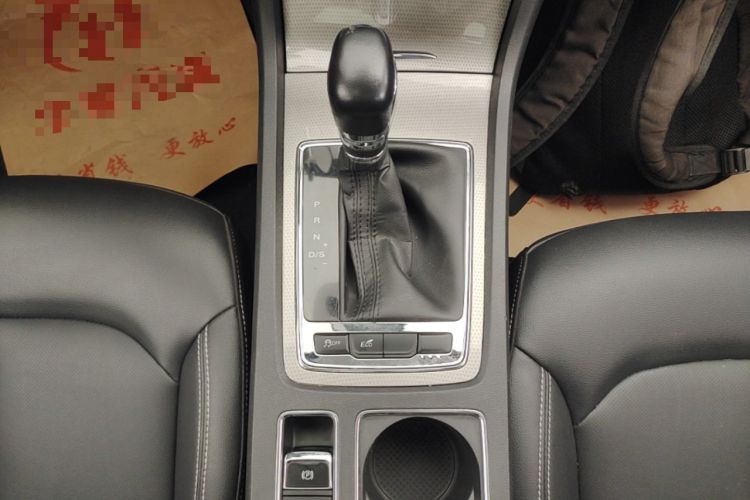 Used Roewe i6 2020 PLUS 1.6L CVT 4G Connected Glory Flagship Edition Gear Lever