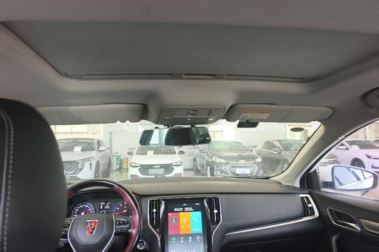 Used Roewe i6 2020 PLUS 1.6L CVT 4G Connected Glory Flagship Edition Headliner