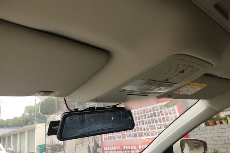 Used Roewe i6 2020 PLUS 1.6L CVT 4G Connected Glory Flagship Edition Headliner