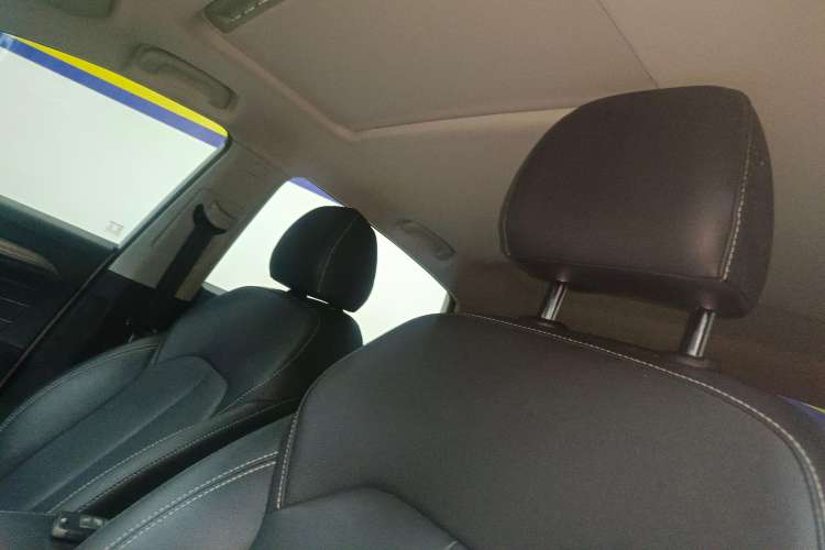 Used Roewe i6 2020 PLUS 1.6L CVT 4G Connected Glory Flagship Edition Headliner