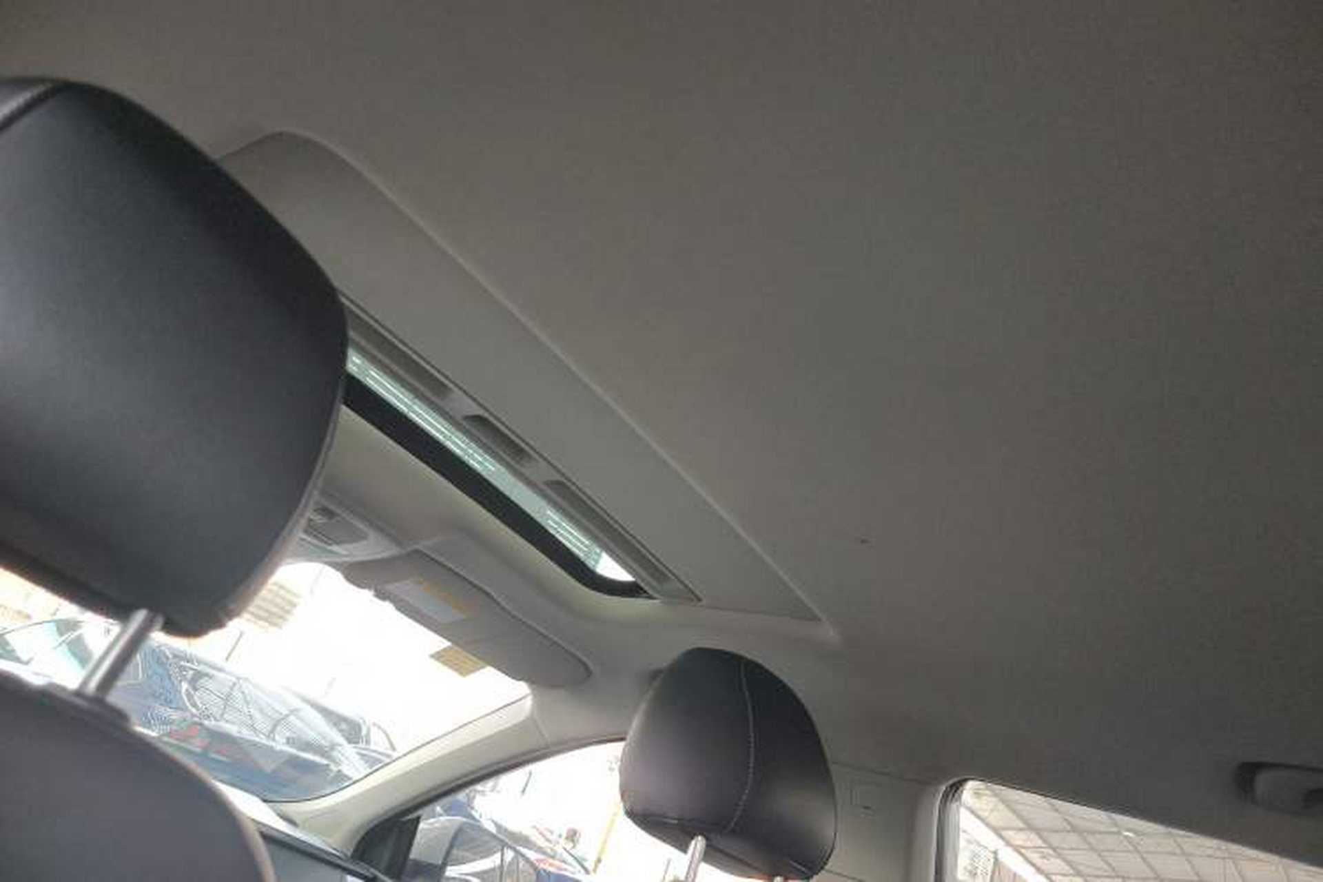 Used Roewe i6 2020 PLUS 1.6L CVT 4G Connected Glory Flagship Edition Headliner