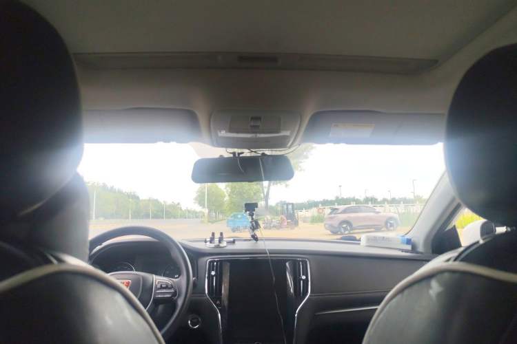 Used Roewe i6 2020 PLUS 1.6L Manual 4G Connect Glory Flagship Edition Headliner