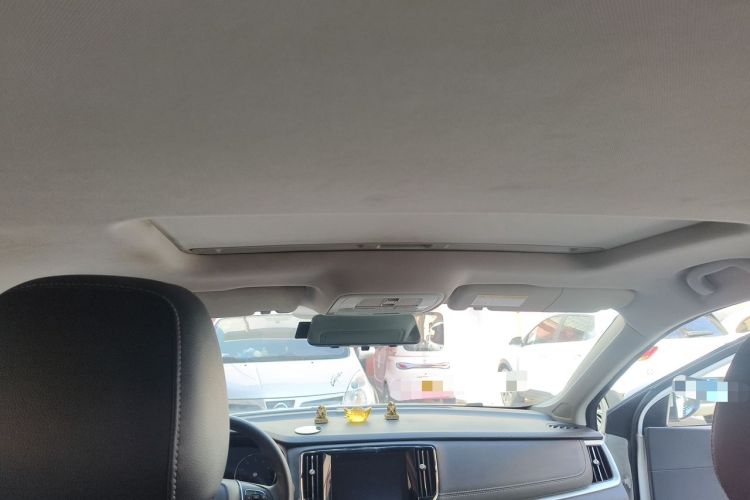Used Roewe i6 2020 PLUS 1.6L CVT 4G Connected Glory Flagship Edition Headliner