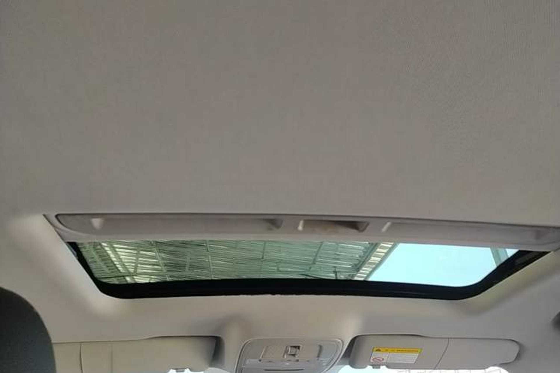 Used Roewe i6 2020 PLUS 1.6L CVT 4G Connected Glory Flagship Edition Headliner