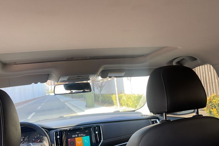 Used Roewe i6 2020 PLUS 1.6L CVT 4G Connected Glory Flagship Edition Headliner