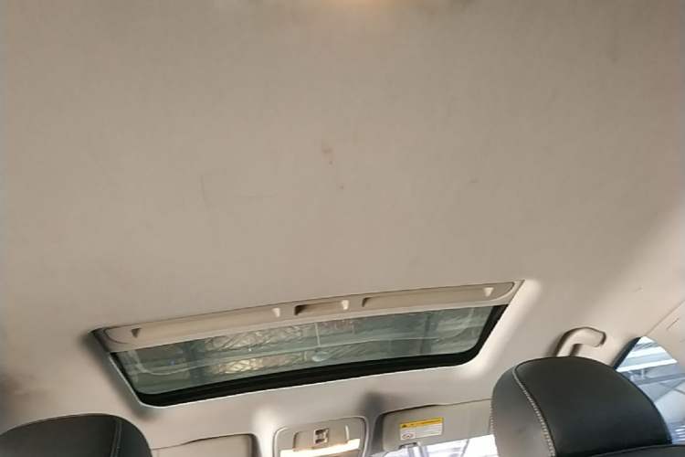 Used Roewe i6 2020 PLUS 1.6L Manual 4G Connect Glory Flagship Edition Headliner