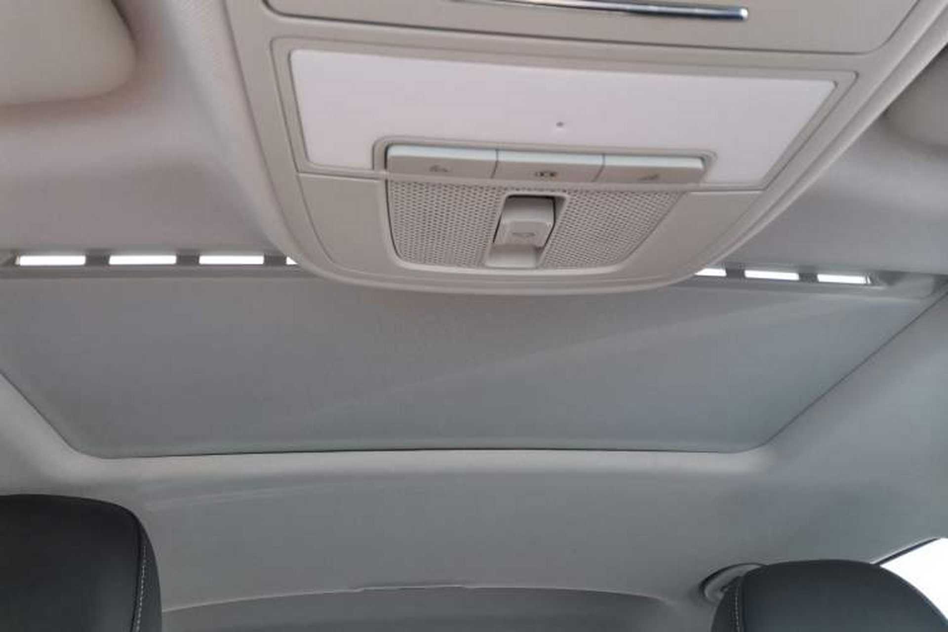 Used Roewe i6 2020 PLUS 1.6L CVT 4G Connected Glory Flagship Edition Headliner