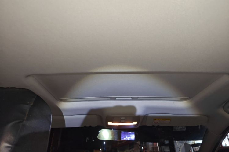 Used Roewe i6 2020 PLUS 1.6L CVT 4G Connected Glory Flagship Edition Headliner