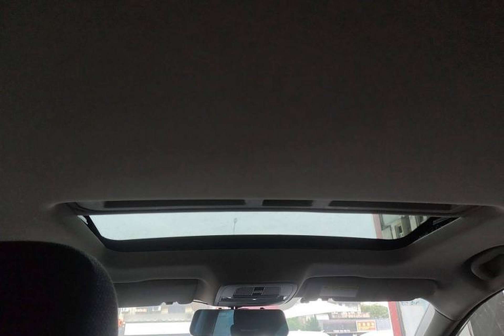 Used Roewe i6 2020 PLUS 1.6L CVT 4G Connected Glory Flagship Edition Headliner