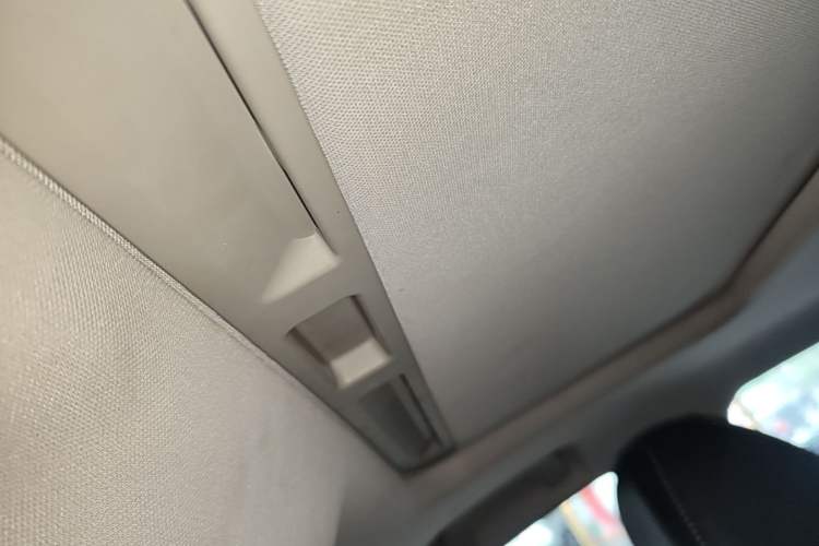 Used Roewe i6 2020 PLUS 1.6L CVT 4G Connected Glory Flagship Edition Headliner