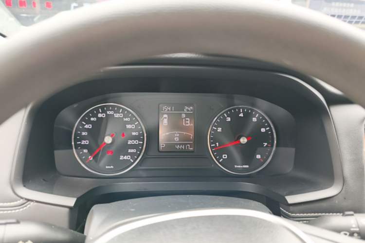 Used Roewe i6 2020 PLUS 1.6L CVT 4G Connected Glory Flagship Edition Instrument Cluster