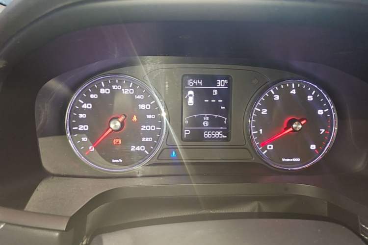 Used Roewe i6 2020 PLUS 1.6L CVT 4G Connected Glory Flagship Edition Instrument Cluster