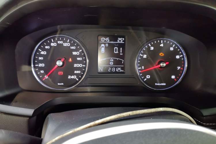 Used Roewe i6 2020 PLUS 1.6L CVT 4G Connected Glory Holographic Edition Instrument Cluster