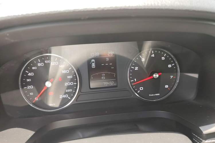 Used Roewe i6 2020 PLUS 1.6L Manual 4G Connect Glory Flagship Edition Instrument Cluster