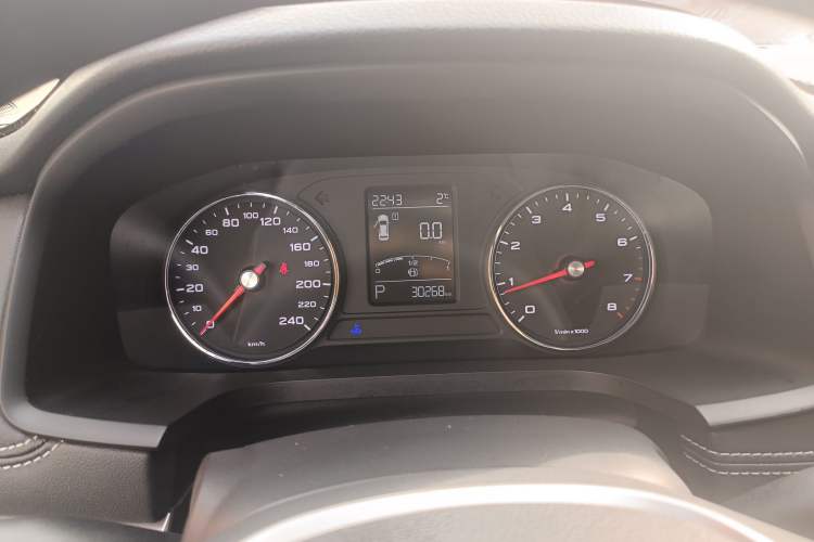 Used Roewe i6 2020 PLUS 1.6L CVT 4G Connected Glory Flagship Edition Instrument Cluster