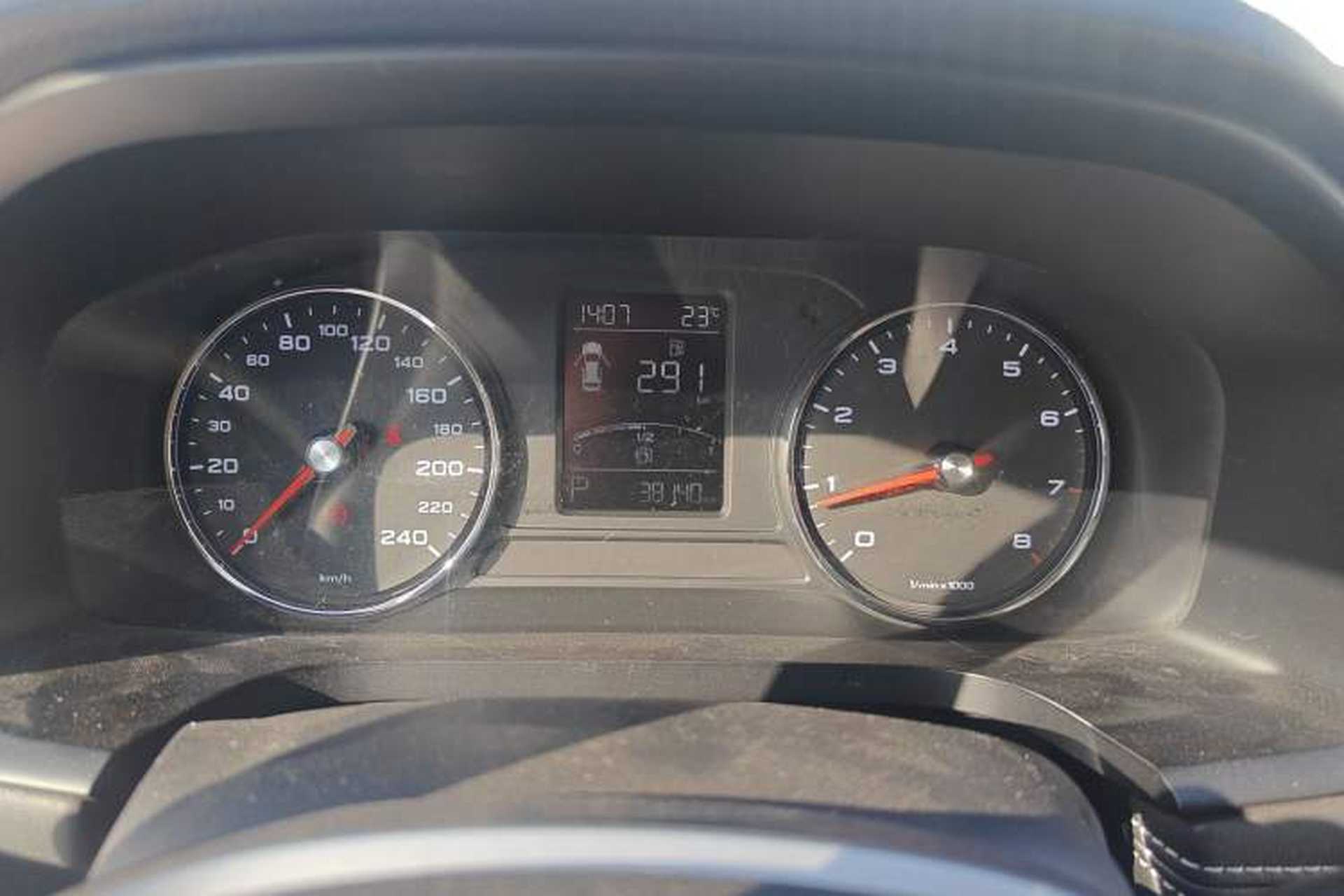 Used Roewe i6 2020 PLUS 1.6L CVT 4G Connected Glory Flagship Edition Instrument Cluster