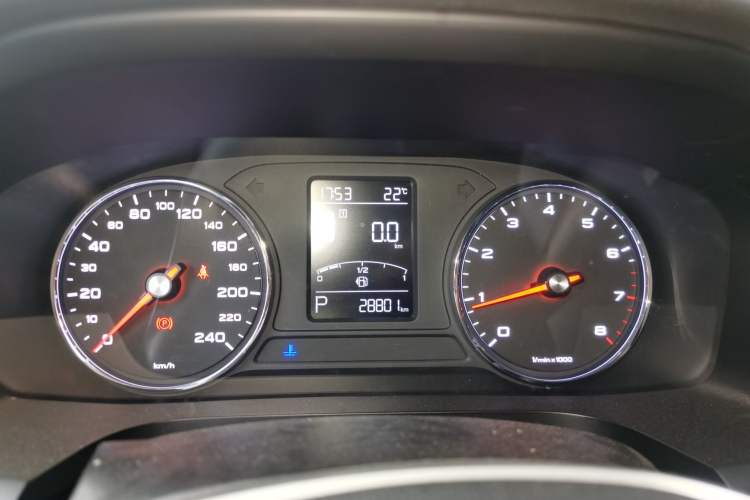 Used Roewe i6 2020 PLUS 1.6L CVT 4G Connected Glory Flagship Edition Instrument Cluster