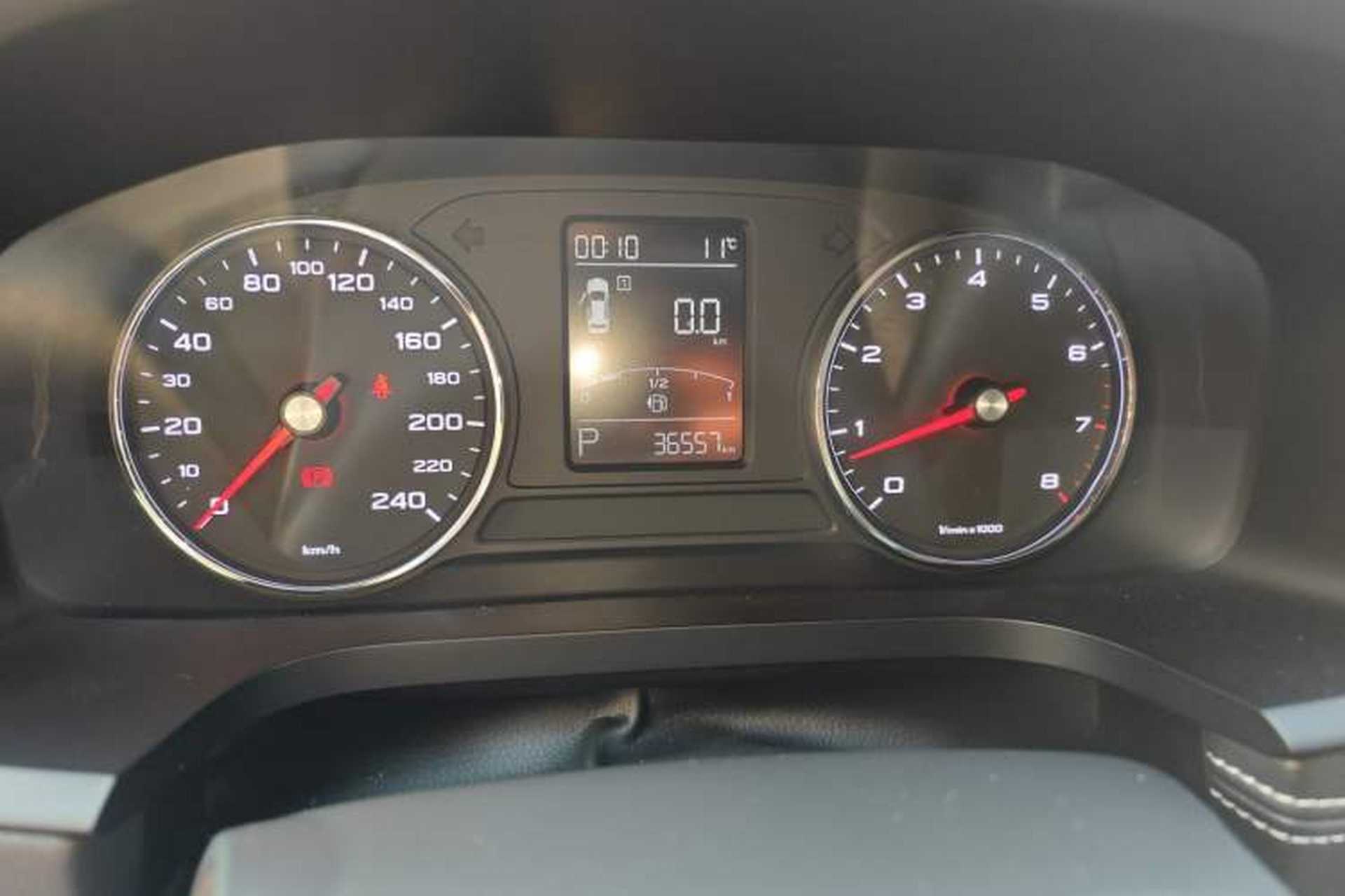 Used Roewe i6 2020 PLUS 1.6L CVT 4G Connected Glory Flagship Edition Instrument Cluster