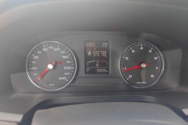 Used Roewe i6 2020 PLUS 1.6L CVT 4G Connected Glory Flagship Edition Instrument Cluster