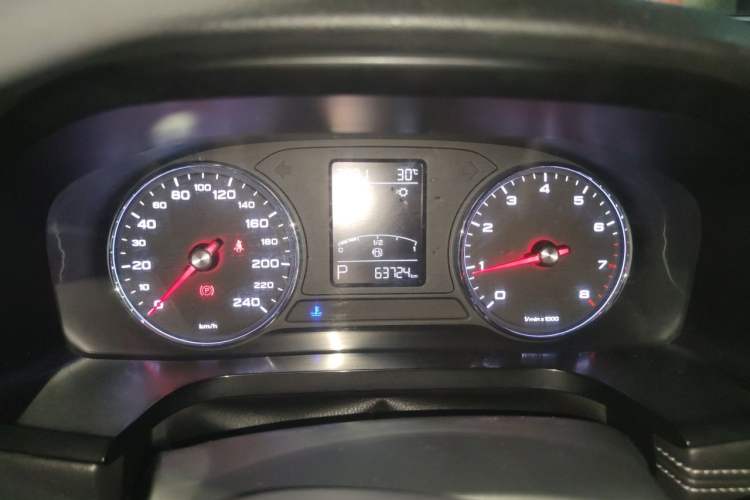 Used Roewe i6 2020 PLUS 1.6L CVT 4G Connected Glory Holographic Edition Instrument Cluster