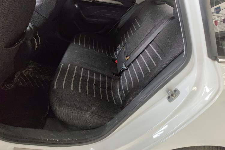 Used Roewe i6 2020 PLUS 1.6L CVT 4G Connected Glory Flagship Edition Interior 4
