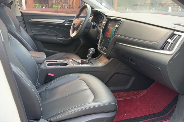 Used Roewe i6 2020 PLUS 1.6L CVT 4G Connected Glory Flagship Edition Interior 5