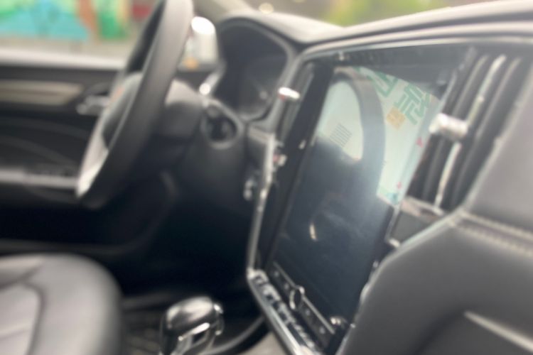 Used Roewe i6 2020 PLUS 1.6L CVT 4G Connected Glory Flagship Edition Interior 8
