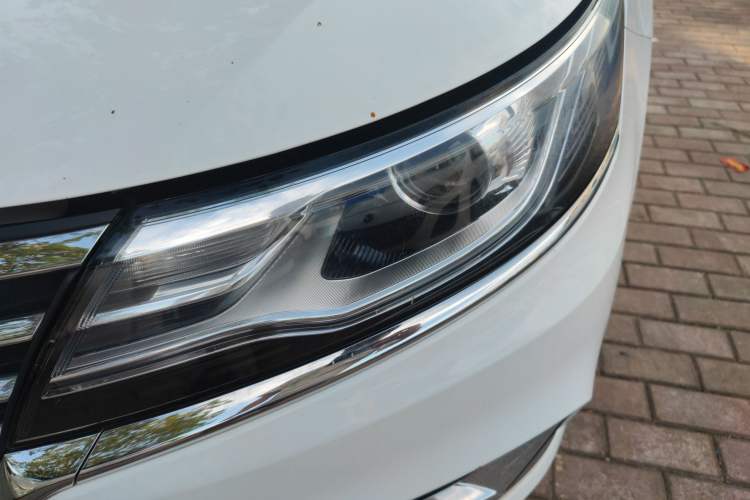 Used Roewe i6 2020 PLUS 1.6L CVT 4G Connected Glory Flagship Edition Left Front Headlight