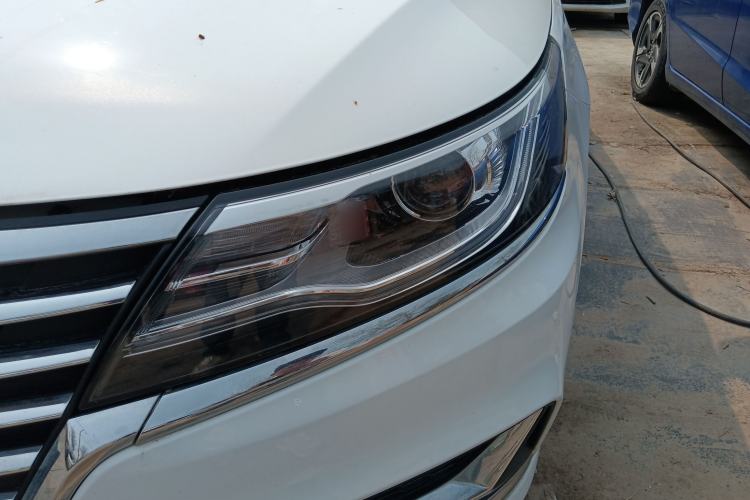 Used Roewe i6 2020 PLUS 1.6L Manual 4G Connect Glory Luxury Edition Left Front Headlight