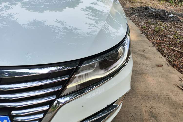 Used Roewe i6 2020 PLUS 1.6L CVT 4G Connected Glory Flagship Edition Left Front Headlight