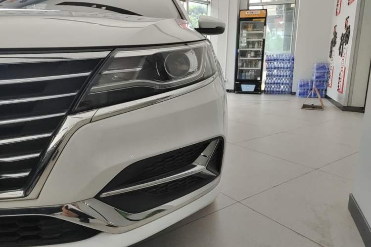 Used Roewe i6 2020 PLUS 1.6L CVT 4G Connected Glory Flagship Edition Left Front Headlight