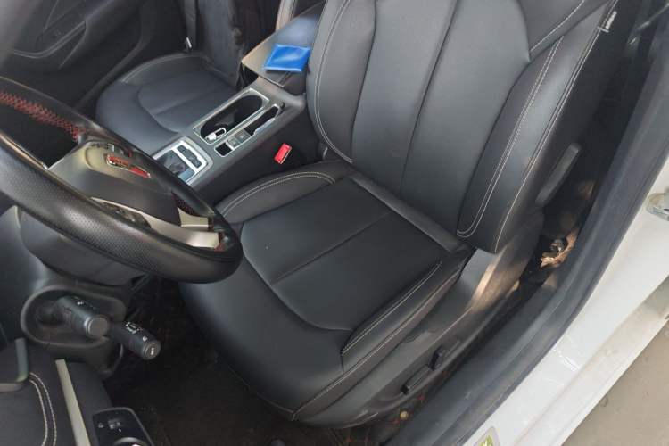 Used Roewe i6 2020 PLUS 1.6L CVT 4G Connected Glory Flagship Edition Left Front Seat