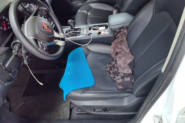 Used Roewe i6 2020 PLUS 1.6L CVT 4G Connected Glory Holographic Edition Left Front Seat