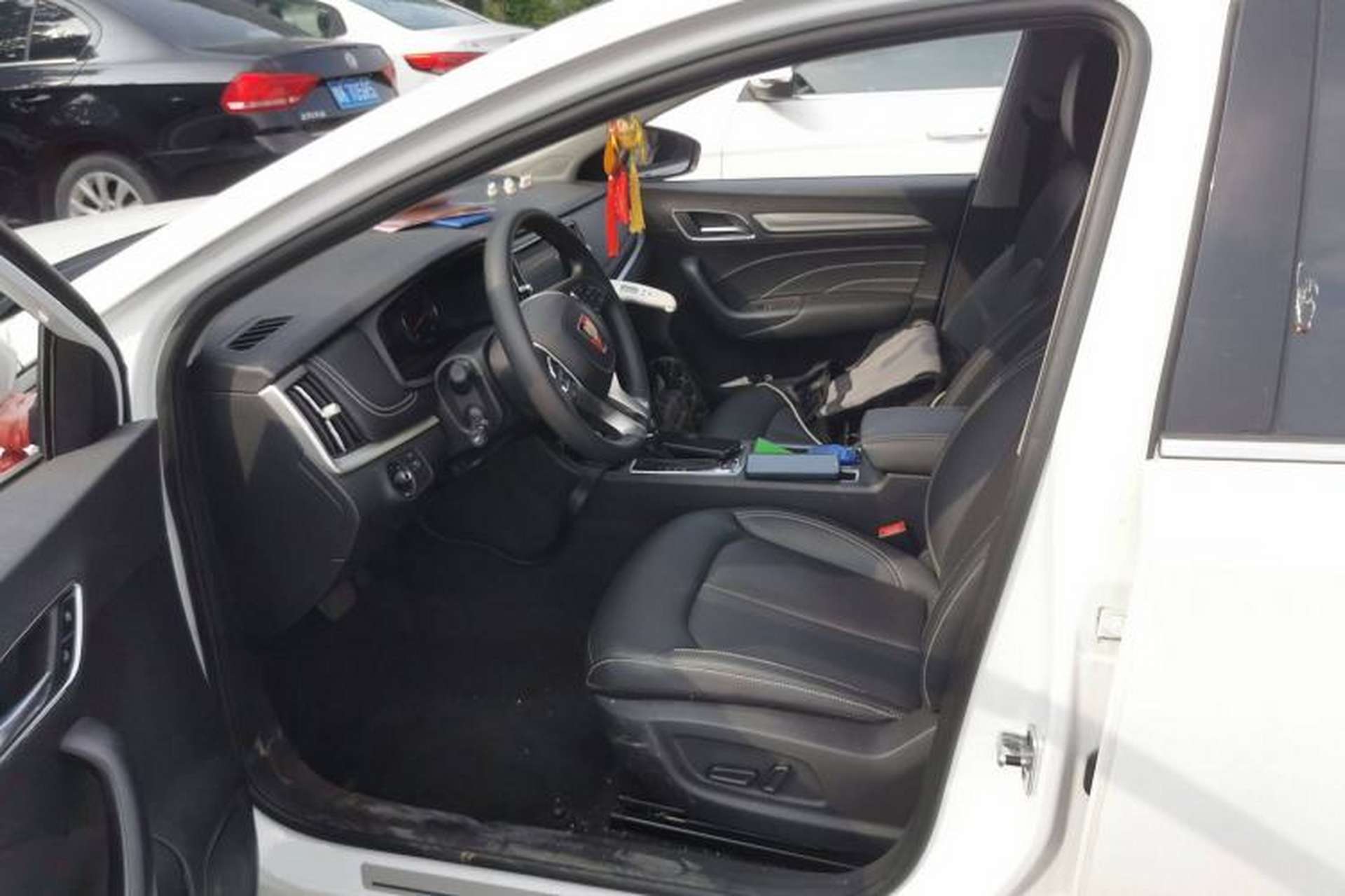 Used Roewe i6 2020 PLUS 1.6L CVT 4G Connected Glory Flagship Edition Left Front Seat