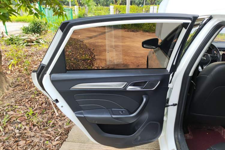 Used Roewe i6 2020 PLUS 1.6L CVT 4G Connected Glory Flagship Edition Left Rear Door Interior