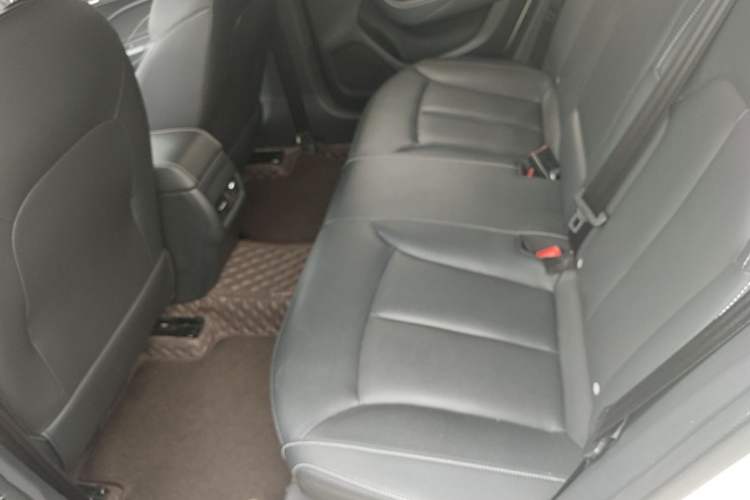 Used Roewe i6 2020 PLUS 1.6L CVT 4G Connected Glory Flagship Edition Left Rear Seat