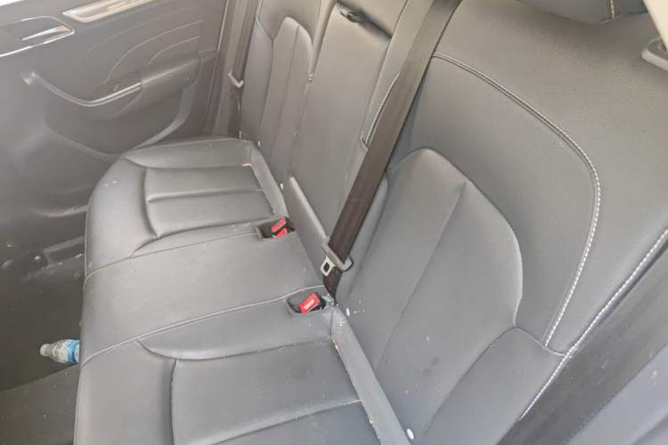 Used Roewe i6 2020 PLUS 1.6L CVT 4G Connected Glory Holographic Edition Left Rear Seat