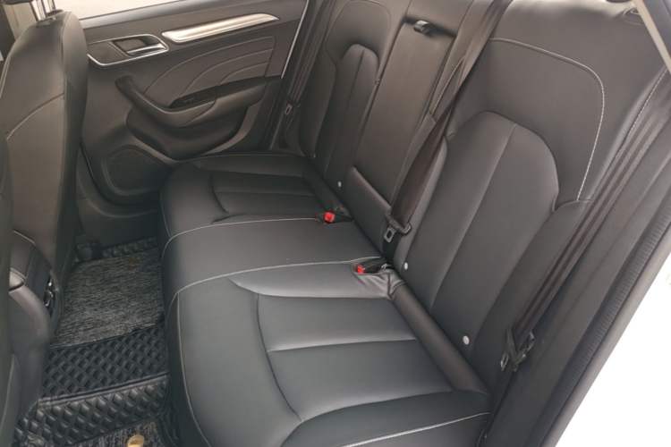 Used Roewe i6 2020 PLUS 1.6L CVT 4G Connected Glory Flagship Edition Left Rear Seat