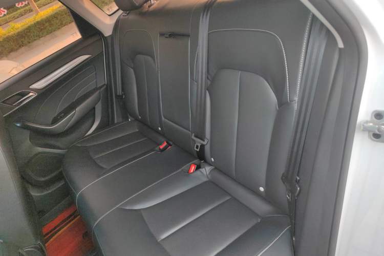 Used Roewe i6 2020 PLUS 1.6L CVT 4G Connected Glory Flagship Edition Left Rear Seat