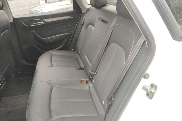 Used Roewe i6 2020 PLUS 1.6L CVT 4G Connected Glory Flagship Edition Left Rear Seat